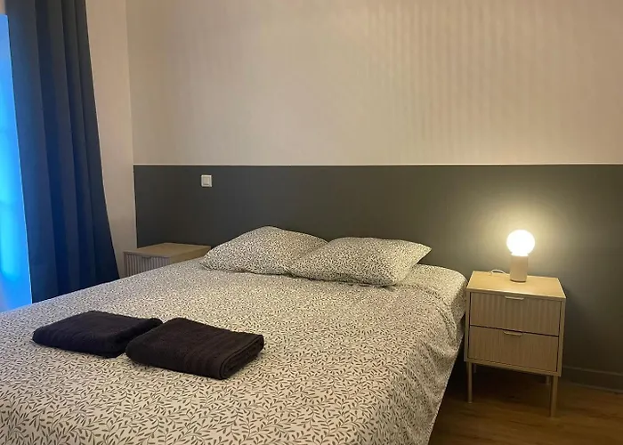 The Parenthèse De Foch *