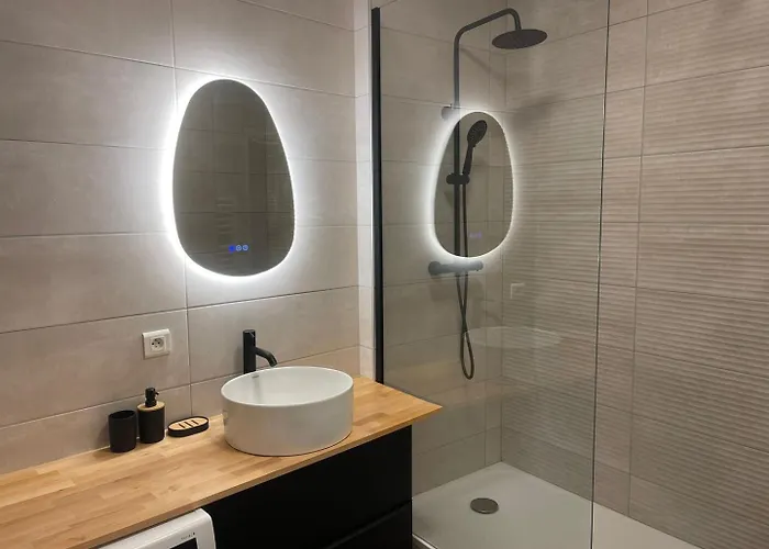 The Parenthèse De Foch *