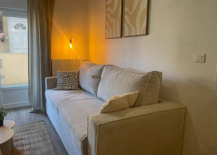 The Parenthèse De Foch *