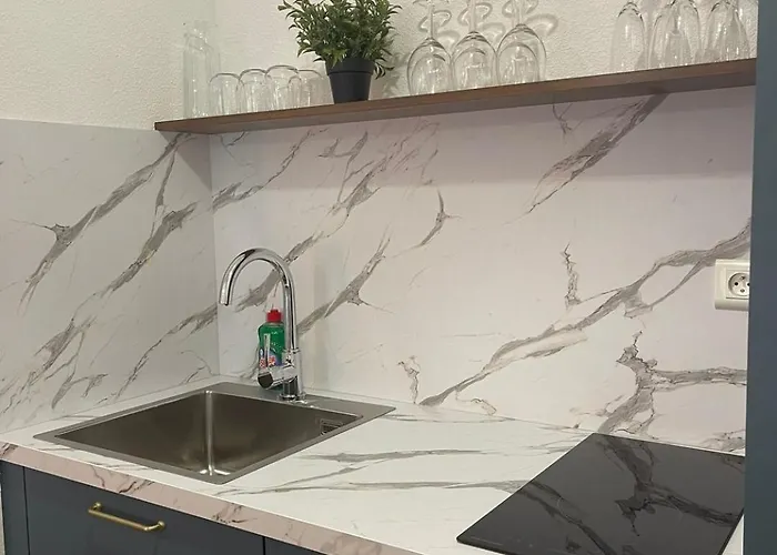 The Parenthèse De Foch